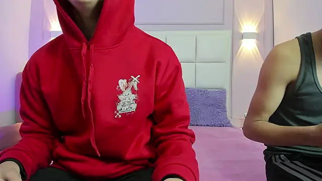 hoot booys  online show from March 2026 07:39:01 PM