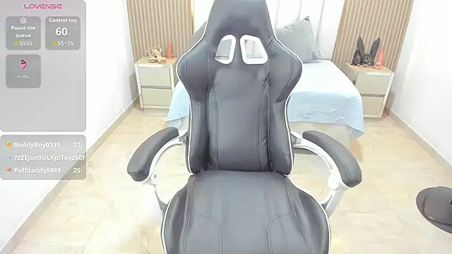 Aziz daud online show from April 2026 07:05:01 PM