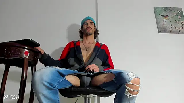 elias sn0w online show from November 2025 08:01:01 PM