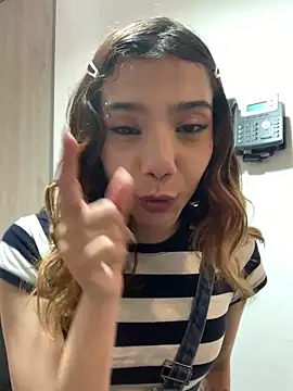 MiaaCute- online show from April 2026 09:59:02 PM