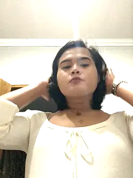 Snapshot of Zoe_fenlon chatting on January 2026 05:49:02 PM Zoe fenlon online show from January 2026 05:49:02 PM