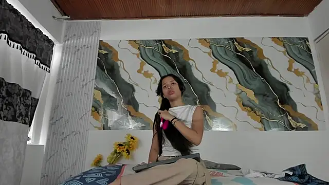 sharon ivanna12 online show from February 2026 06:20:01 PM