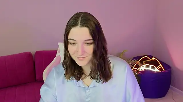 AnnieDodge online show from October 2025 05:54:02 AM
