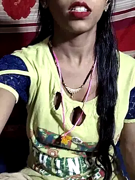 Itz Aisha   online show from October 2025 01:57:02 PM