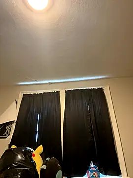 faithorsini8 online show from October 2025 06:59:01 PM