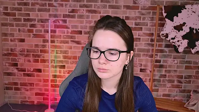 May Bloom online show from March 2026 10:12:02 AM