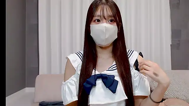 Snapshot of LOVE_MIREI_LOVE chatting on February 2026 11:10:01 AM LOVE MIREI LOVE online show from February 2026 11:10:01 AM