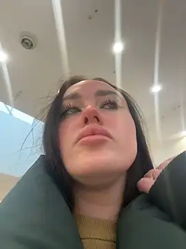 KiraSunshine online show from December 2025 03:58:02 AM