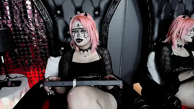 Snapshot of Navier__ chatting on January 2026 08:32:01 PM Navier online show from January 2026 08:32:01 PM