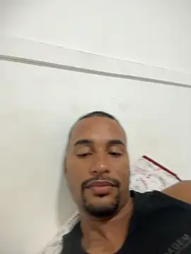 Snapshot of casalbrhot25 chatting on October 2025 04:18:02 AM casalbrhot25 online show from October 2025 04:18:02 AM