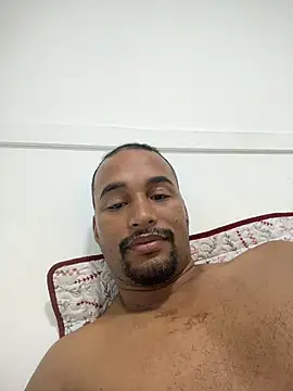 Snapshot of casalbrhot25 chatting on November 2025 02:24:02 AM casalbrhot25 online show from November 2025 02:24:02 AM