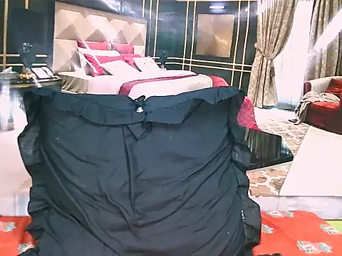 IndianThuggin online show from June 2026 06:23:01 PM