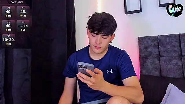 Theo Noxxx online show from November 2025 06:51:02 PM