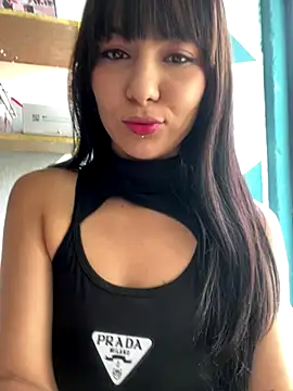 Snapshot of Hanna_Plum chatting on November 2025 05:11:01 PM Hanna Plum online show from November 2025 05:11:01 PM