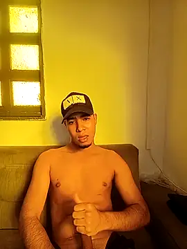 Snapshot of thiiago_05 chatting on October 2025 08:16:02 PM thiiago 05 online show from October 2025 08:16:02 PM