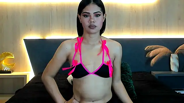 LorenaVarga online show from March 2026 07:30:01 PM