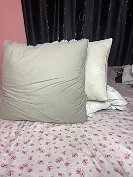 Snapshot of dime213 chatting on March 2026 07:44:01 AM dime213 online show from March 2026 07:44:01 AM