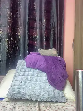 Snapshot of dime213 chatting on April 2026 01:53:02 PM dime213 online show from April 2026 01:53:02 PM