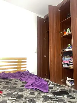 Snapshot of dime213 chatting on April 2026 10:18:01 PM dime213 online show from April 2026 10:18:01 PM