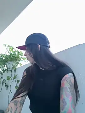 valeriahornier online show from February 2026 11:12:01 PM