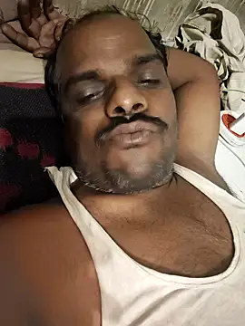 RNlov online show from February 2026 05:24:01 PM