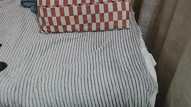 RissaGx online show from November 2025 06:16:02 AM