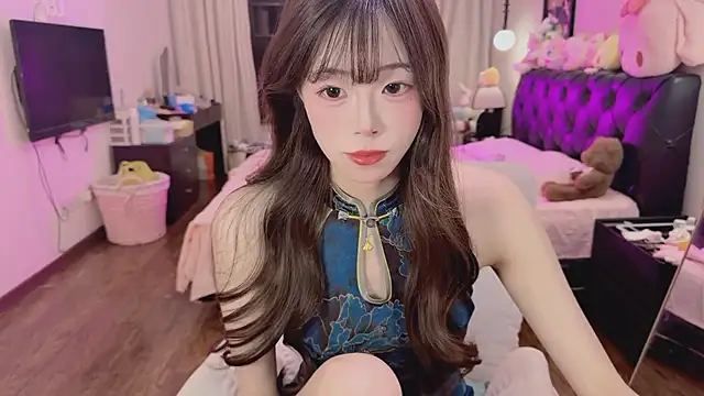 Snapshot of Onecutelittle chatting on May 2026 01:05:01 PM Onecutelittle online show from May 2026 01:05:01 PM