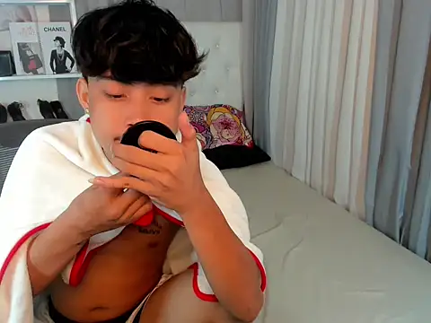 hardcocktwink online show from January 2026 05:27:02 PM