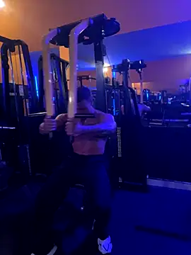 FreszX online show from November 2025 03:28:02 AM