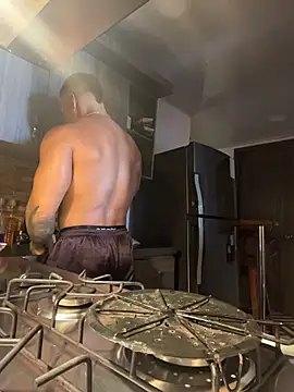 FreszX online show from February 2026 04:13:02 PM