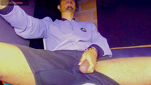 Anaconda larga online show from October 2025 12:02:02 PM