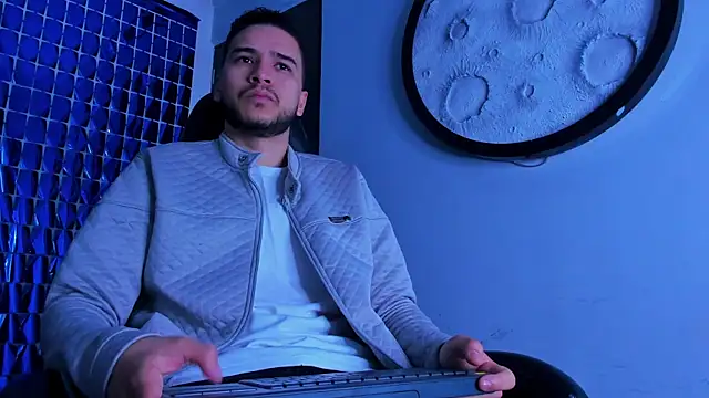 mike 257 online show from March 2026 11:38:02 AM