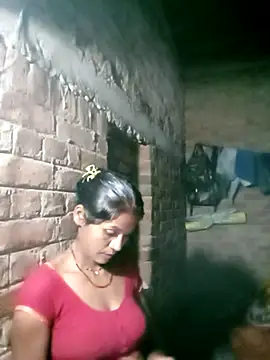 Hot cauple indian online show from October 2025 02:00:01 AM