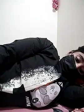 Hot Angle online show from November 2025 04:19:02 PM