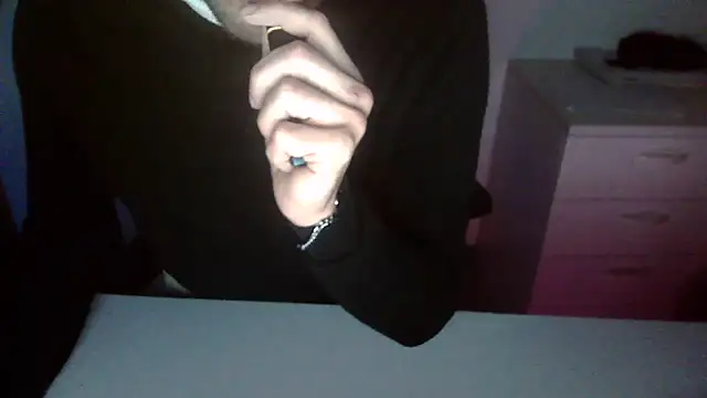 Snapshot of topg84 chatting on December 2025 04:36:01 PM topg84 online show from December 2025 04:36:01 PM