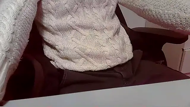 Snapshot of topg84 chatting on January 2026 05:38:02 PM topg84 online show from January 2026 05:38:02 PM