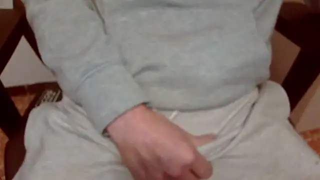 Snapshot of topg84 chatting on February 2026 05:25:01 PM topg84 online show from February 2026 05:25:01 PM