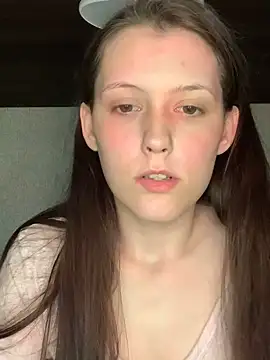 Snapshot of Thedeepwebcutie chatting on November 2025 03:19:01 AM Thedeepwebcutie online show from November 2025 03:19:01 AM