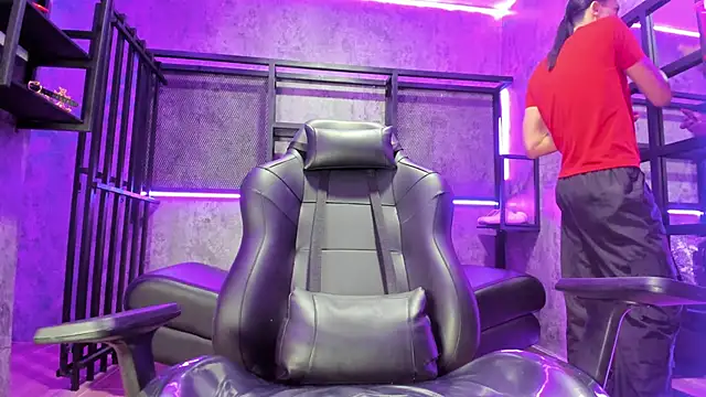 ArohomLester online show from January 2026 11:25:01 AM