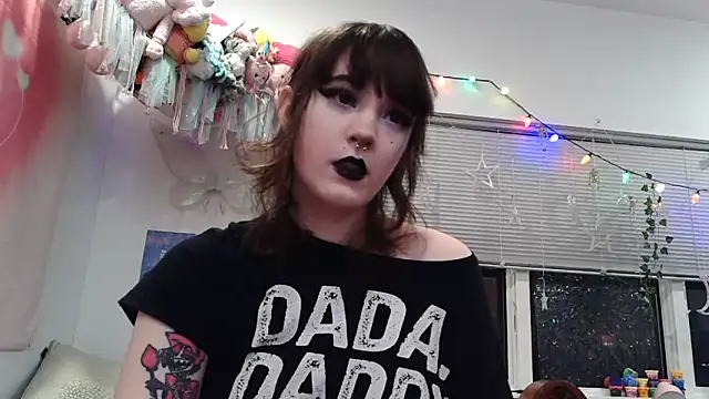 Trickylucy555 online show from February 2026 10:44:02 AM