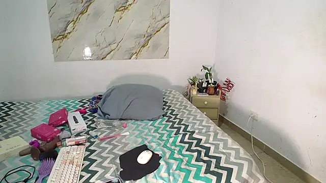 mia chanel104 online show from April 2026 12:30:02 AM