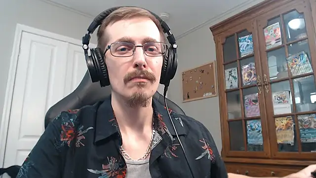 Snapshot of CasuallyCorrupt chatting on November 2025 04:23:01 AM CasuallyCorrupt online show from November 2025 04:23:01 AM