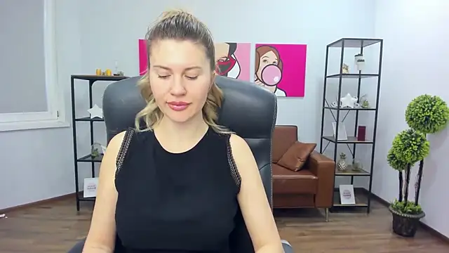 Snapshot of AryaAltkerer chatting on February 2026 12:21:01 PM AryaAltkerer online show from February 2026 12:21:01 PM