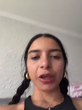 Snapshot of violeta365 chatting on April 2026 02:18:02 PM violeta365 online show from April 2026 02:18:02 PM