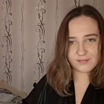 Bell Gabi online show from November 2025 09:04:01 PM