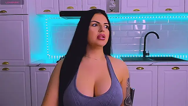 RheaLynn online show from March 2026 09:30:01 PM