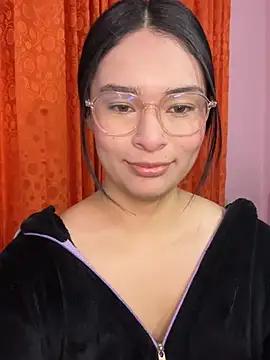 Isa doux online show from July 2026 03:13:01 AM