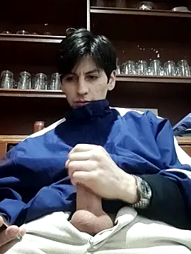 Carriata larry online show from November 2025 04:59:01 AM