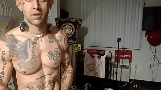 alphacloudGod online show from November 2025 01:49:02 AM