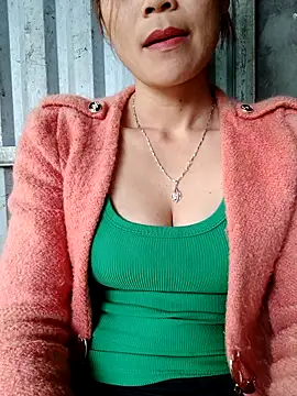 Bear bear0 online show from November 2025 12:23:01 AM